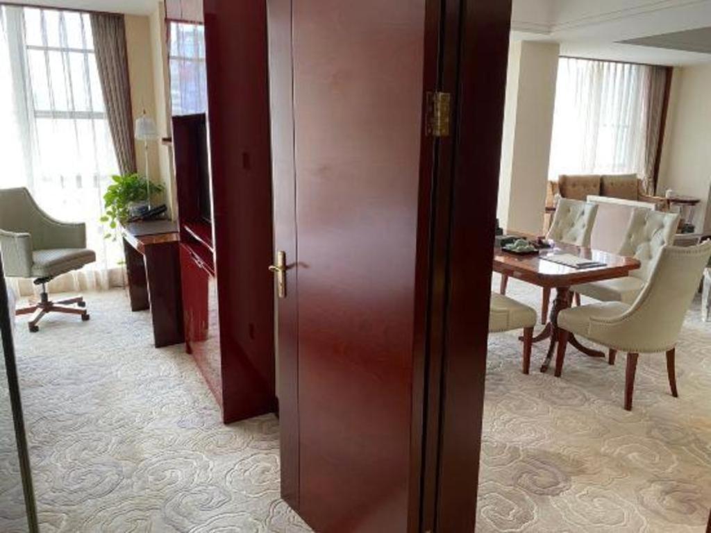 Jinan Silver Plaza Quancheng Hotel Luaran gambar